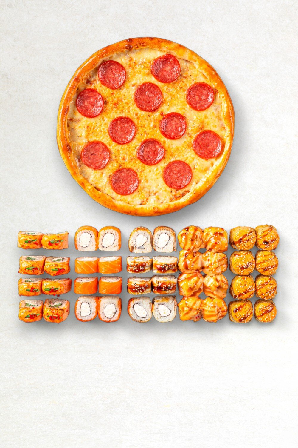 Сет «Алматы » - 40 шт + пицца «Пепперони» + 1л Coca-cola в подарок