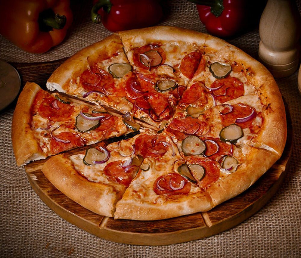 Пицца «Пепперони по-деревенски» 35 см