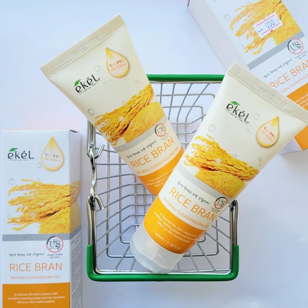 Пилинг скатка с экстрактом риса EKEL Rice Bran Natural Clean Peeling Gel
