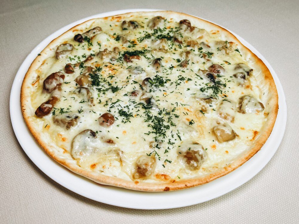 Пицца Con i funghi