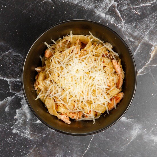 Фетучини с семгой