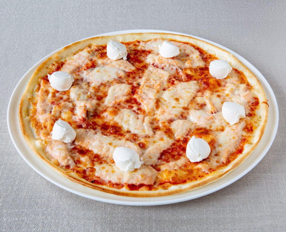 Пицца с семгой и сыром Филадельфия 30 см