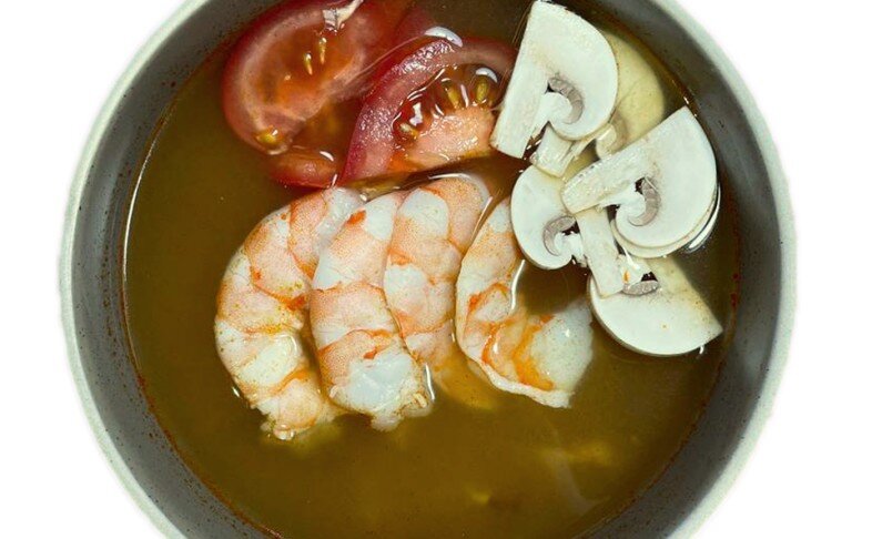 Том ям с морепродукт.