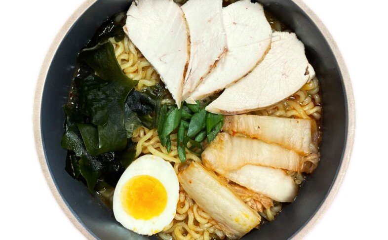 Рамен с курицей острый