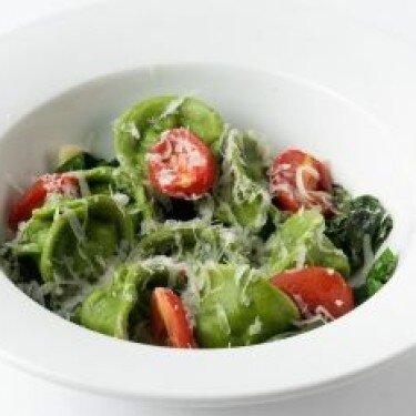 Шпинат қосылған равиоли