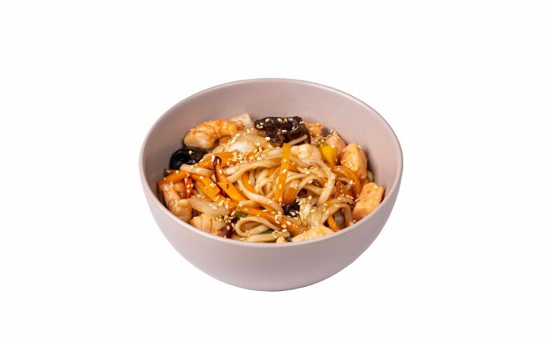 Удон с морепрод в соусе терияки