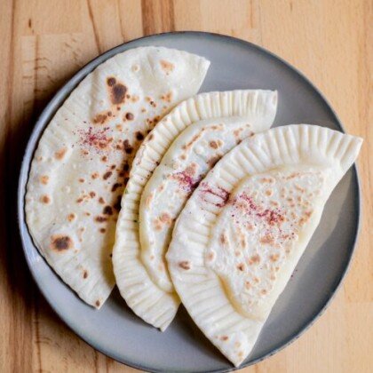 Кутабы с зеленью и сыром