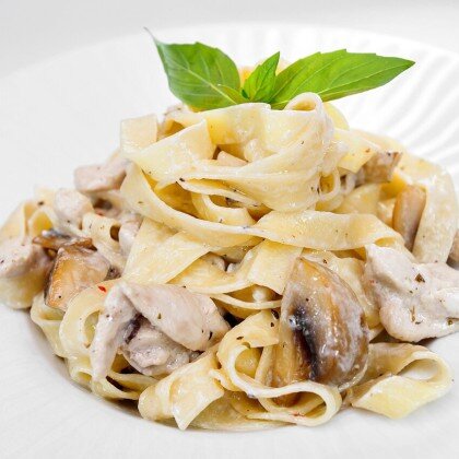 Феттучини с курицей