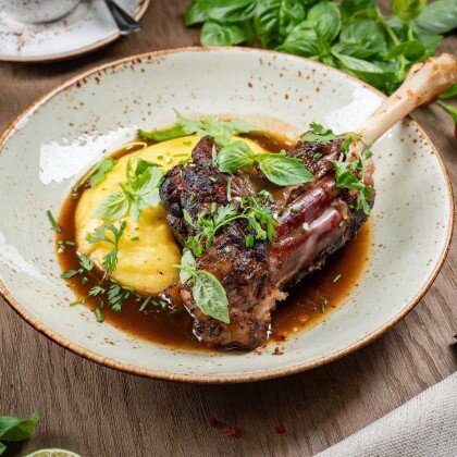 Баранья рулька