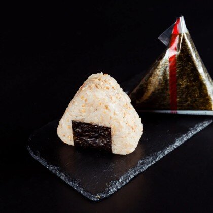 Онигири с курицей