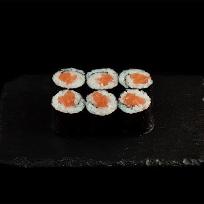 Хосомаки с лососем