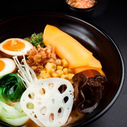 Рамэн с сырным бульоном