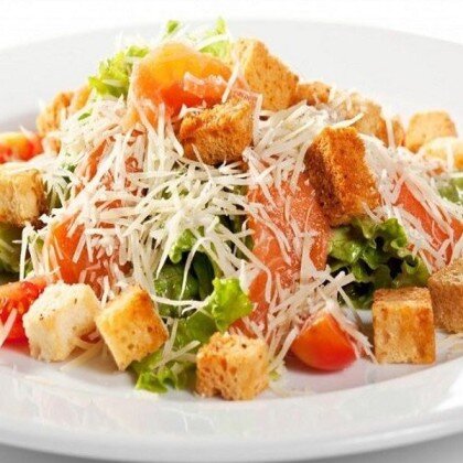 Салат "Цезарь с лососем"