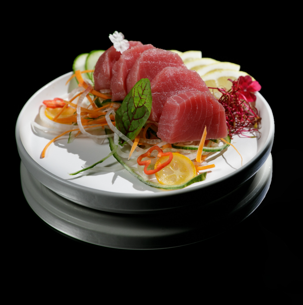 Sashimi tuńczyk.