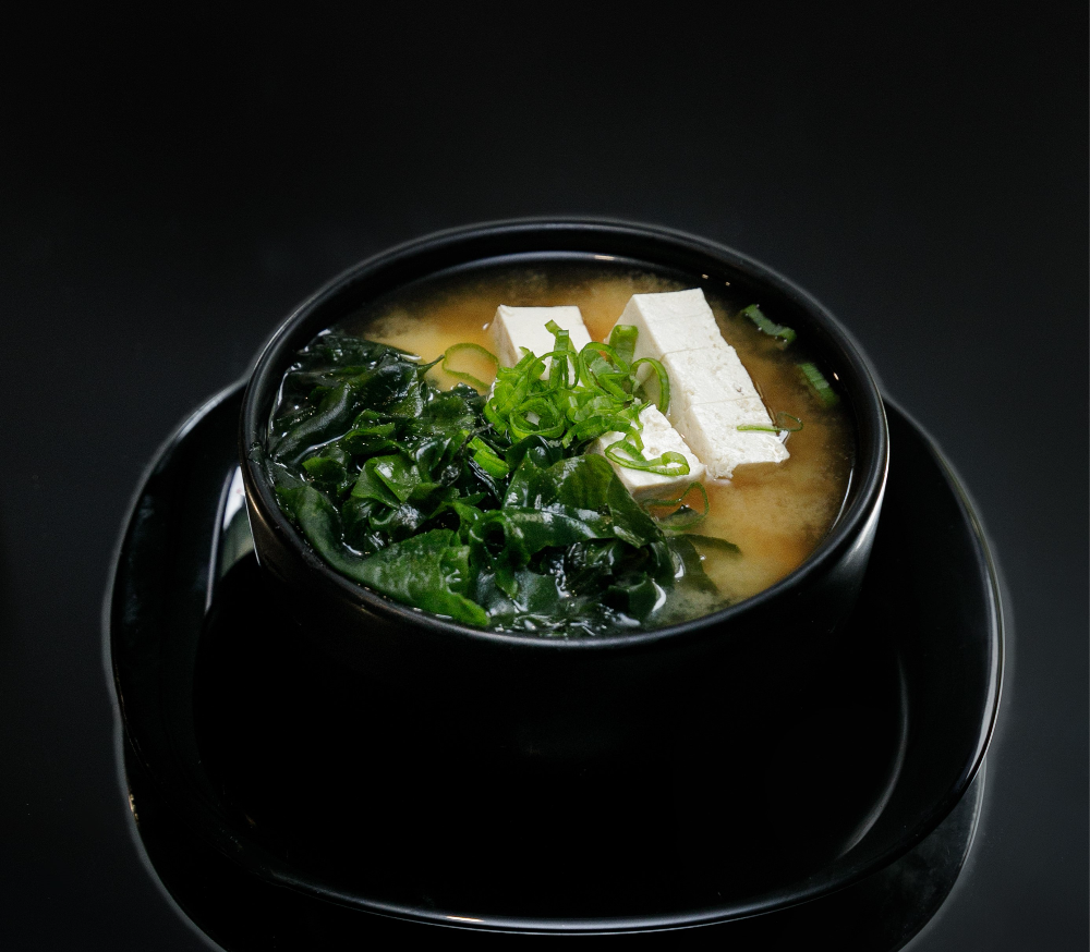 Miso z tofu.