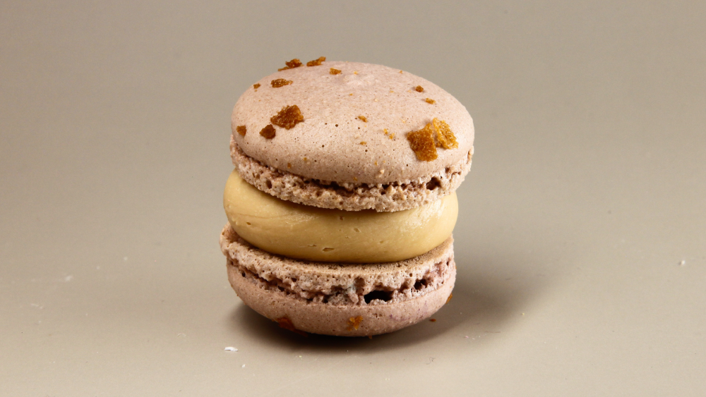 Macaron Slaný karamel