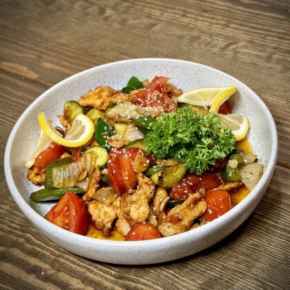 Куриный жиз с овощами