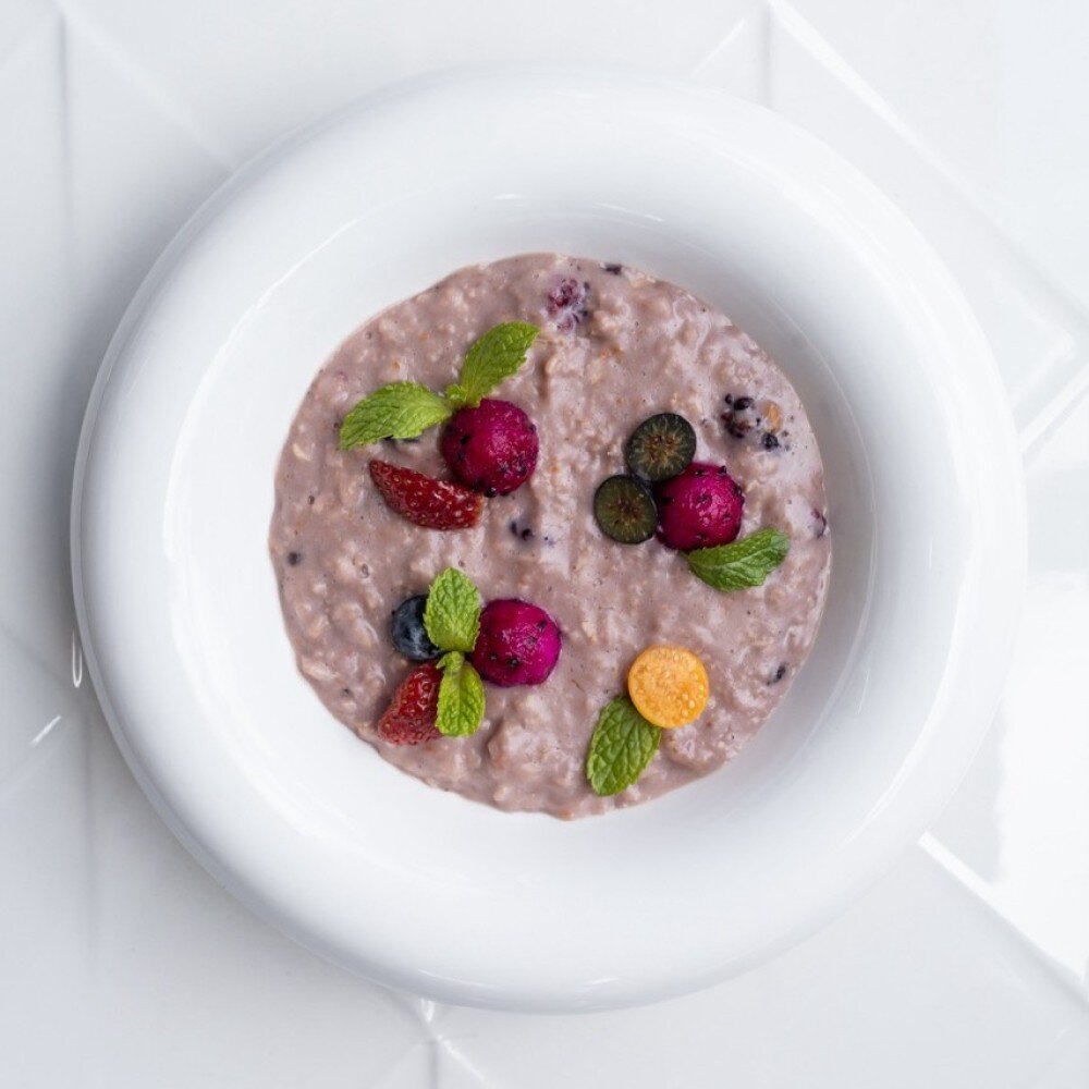 Berry Bliss Oatmeal Porridge (GF, LF, VGT, VEG)