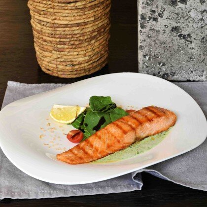 Филе семги со шпинатом