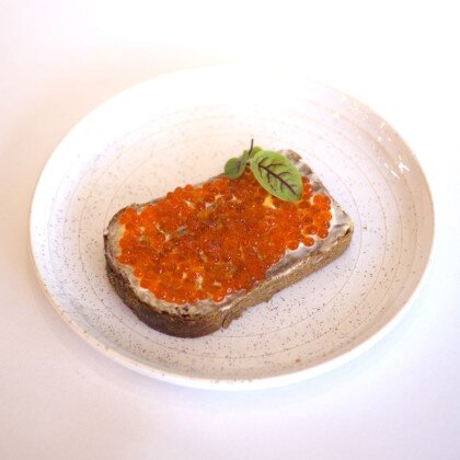 Бутерброд с Красной Икрой на Бородинском Хлебе