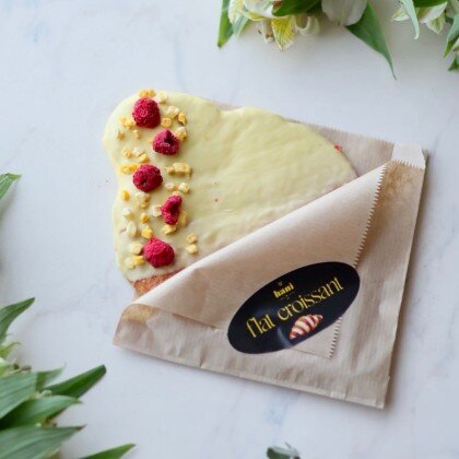 Флэт Круассан манго-малина Bakery