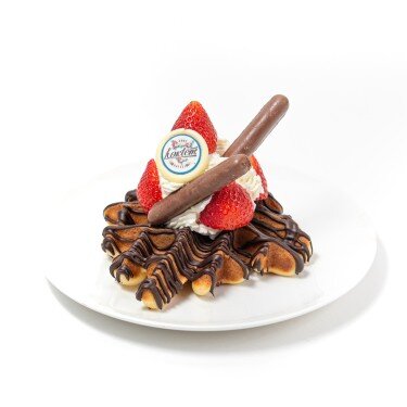 Құлпынай қосылған вафли