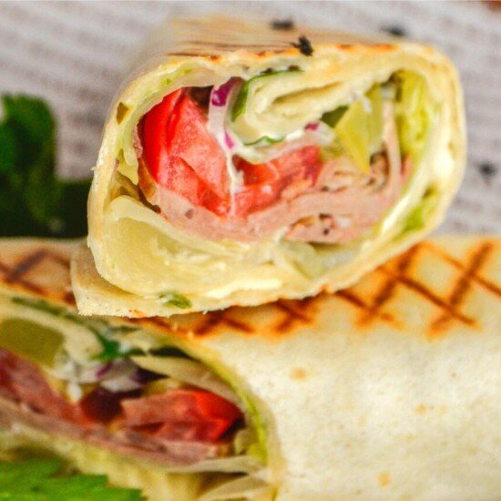 Ролл с цыплёнком