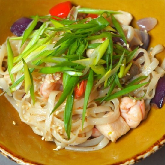 Лапша WOK с креветками