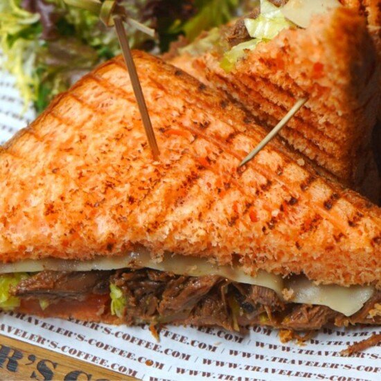 Сэндвич с рваным мясом