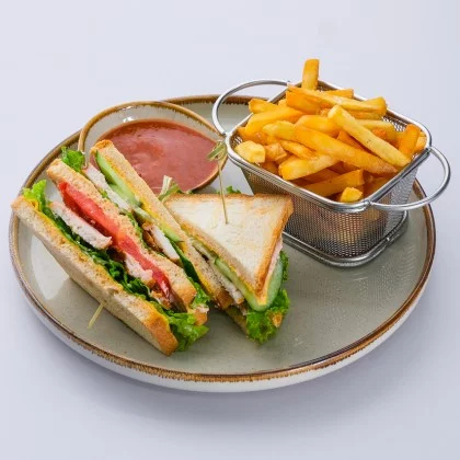 Клаб сэндвич с фри