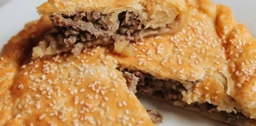 Нарезная говядина с картофелем