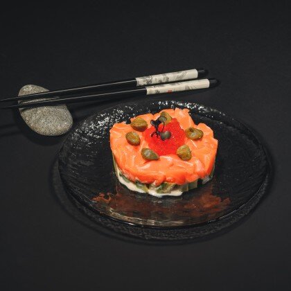 Тартар лосось с авокадо