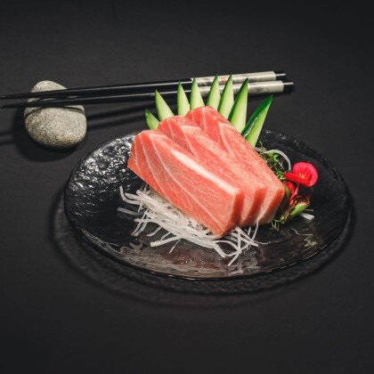 Сашими о-торо (брюшко тунца)