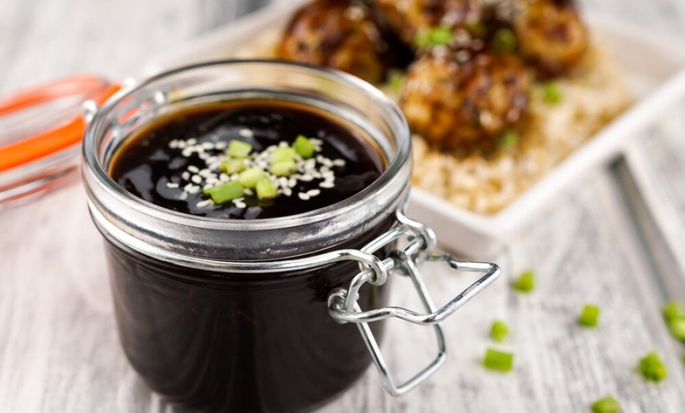Teriyaki sauce with sesame seeds