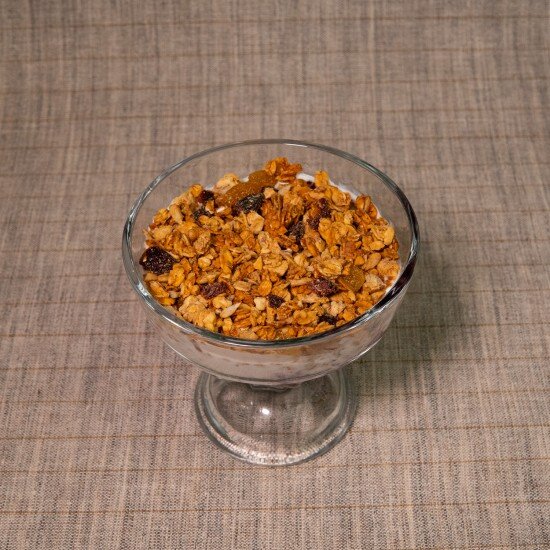 Гранолла с арахисом и миндалем