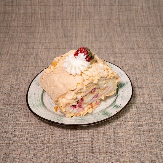 Меренговый рулет