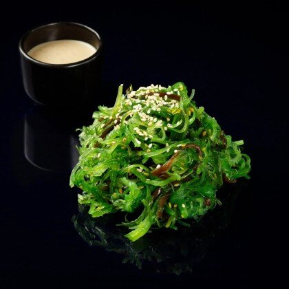 Wakame Seaweed salad with nut sauce