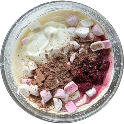 Մարշմելոույով յոգուրտ