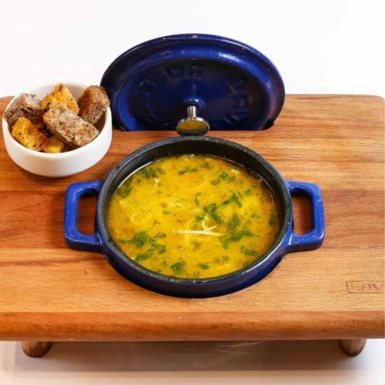 Куриный суп с лапшой