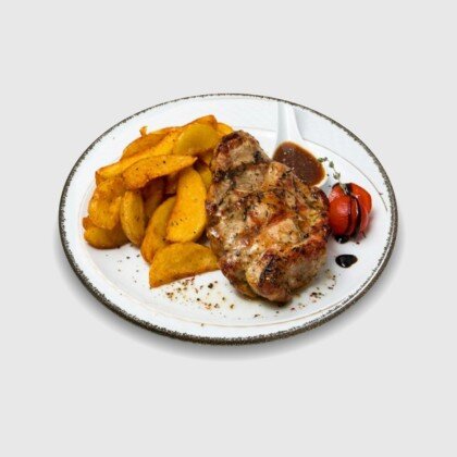 Ошеек из свинины с картофелем и соусом тар-тар