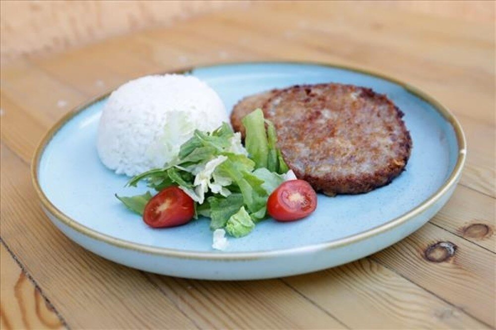 Котлета куриная 2 шт с картофельным пюре