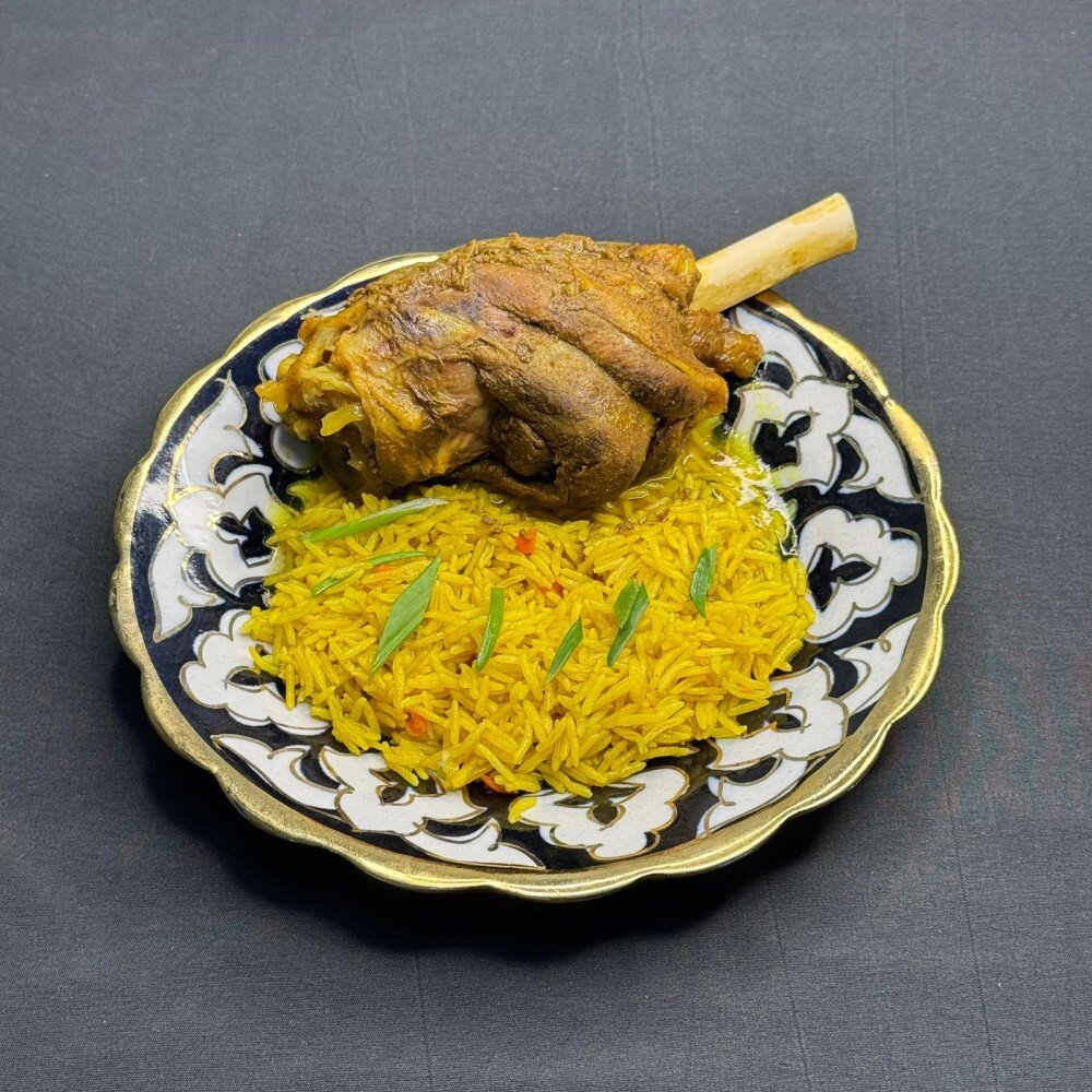 Баранья рулька с шафраном