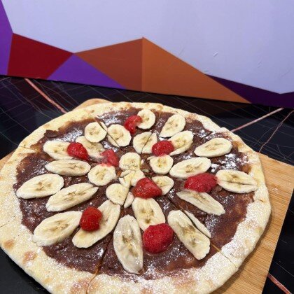 Сладкая пицца