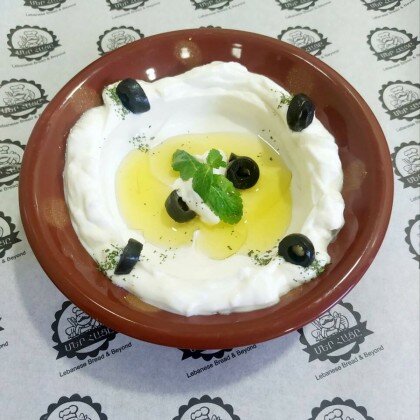 Сцежанный мацони