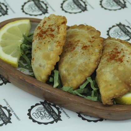 Самбусак с мясом