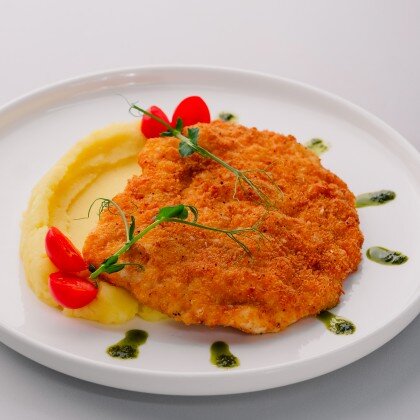 Куриный шницель с картофельным пюре