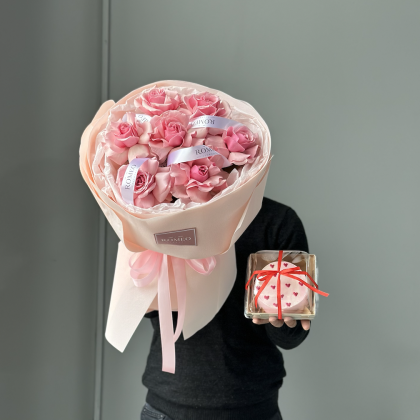 7 французских роз + бенто