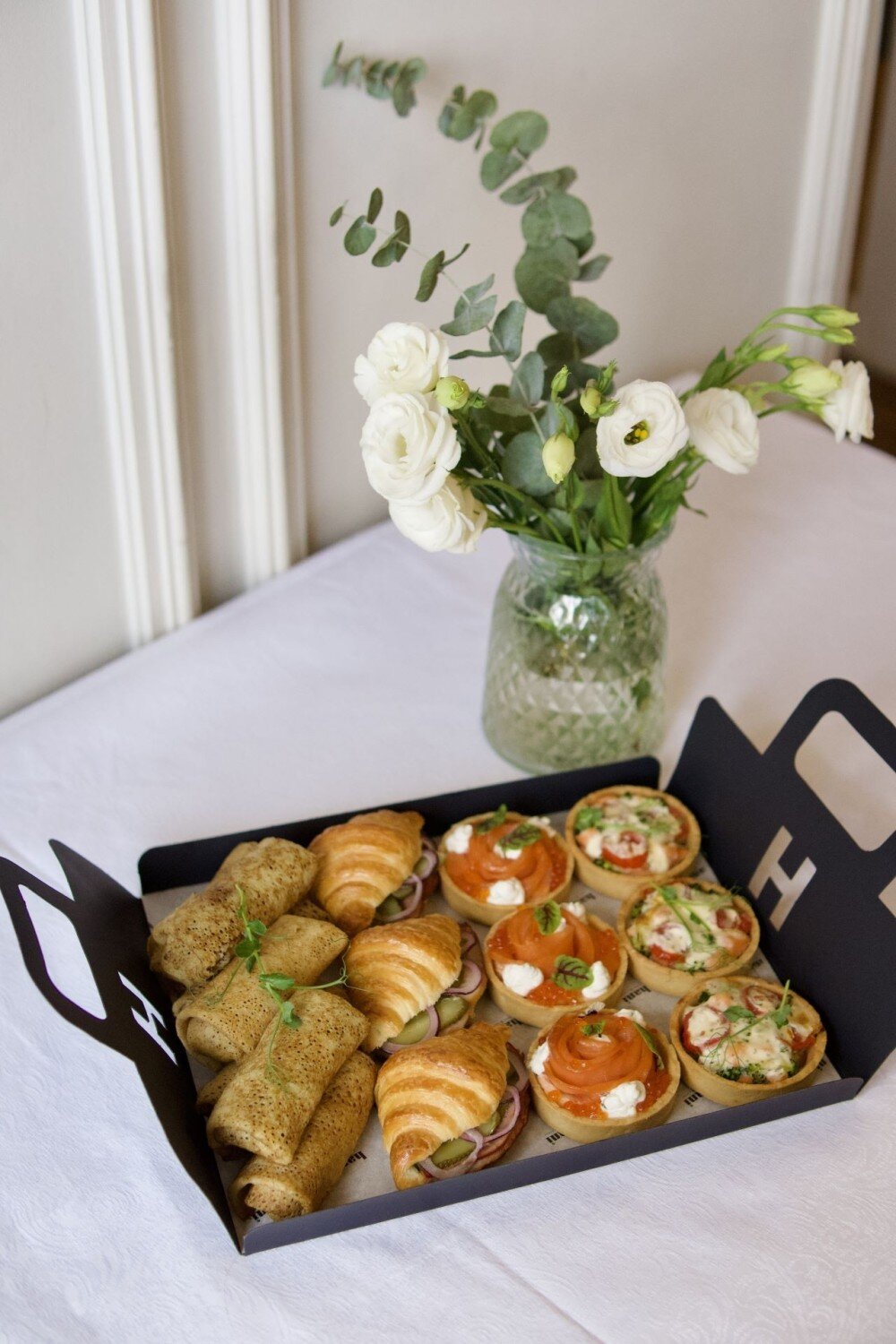 Brunch box № 4 "Ассорти сет" (Бранч Бокс)