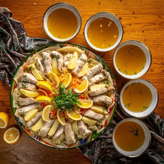 БЕШБАРМАК С ОСЕТРИНОЙ НА КОМПАНИЮ