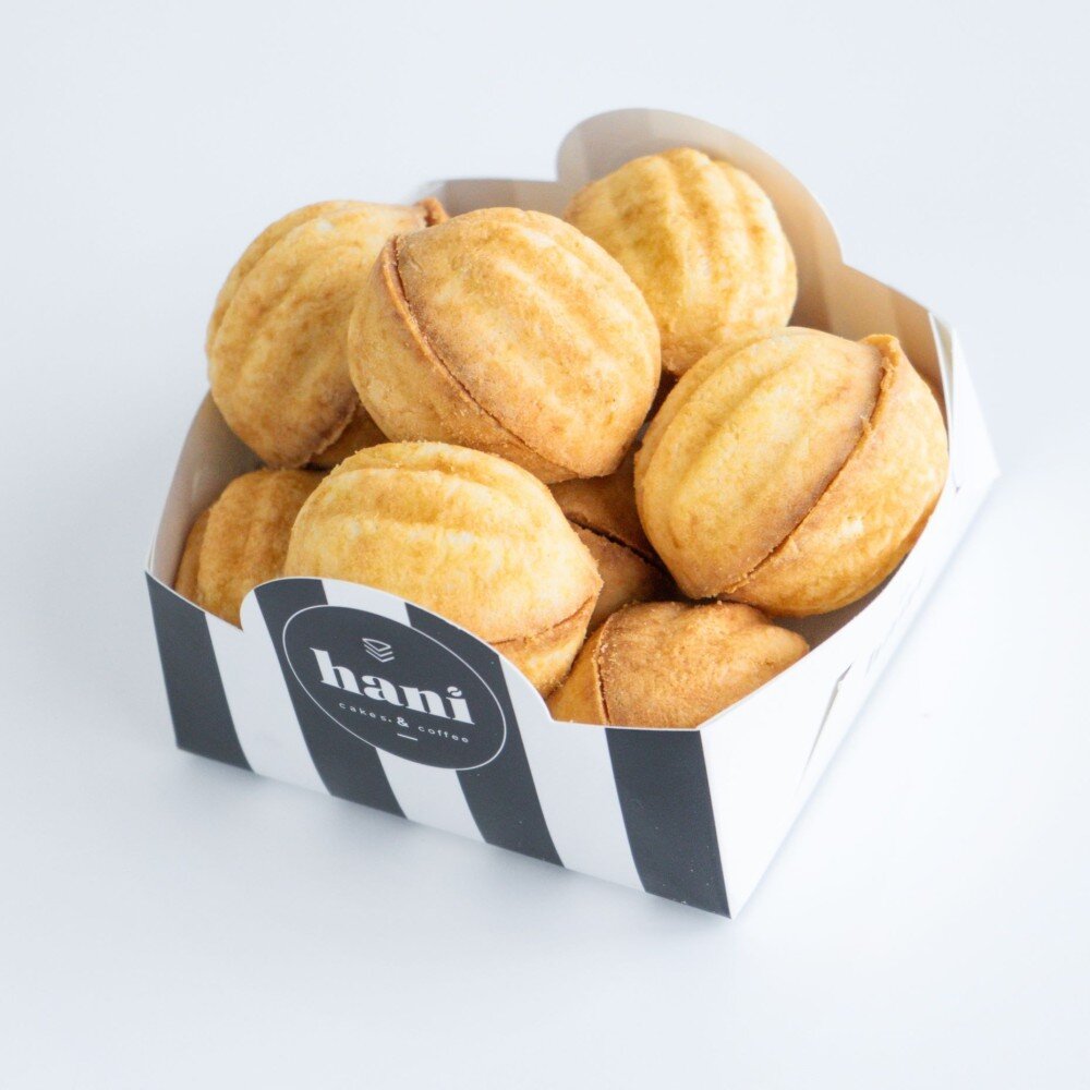 Орешки (коробочка 10 шт)